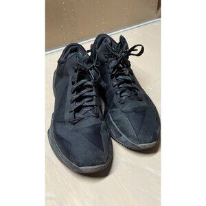 BrandBlack Rare , Black and Metalic on the back, size 8.5